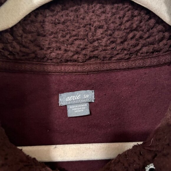 Aerie Oversized Sherpa Fleece Pullover Quarter Button Maroon Red Cozy Sweatshirt - Picture 2 of 3